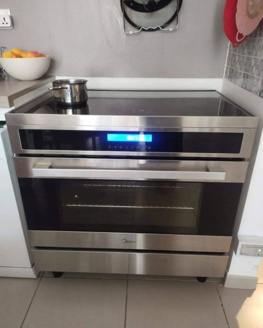 Midea Induction Electric Cooker 90x60cm – Latest Model, Energy-Efficient, Modern Design